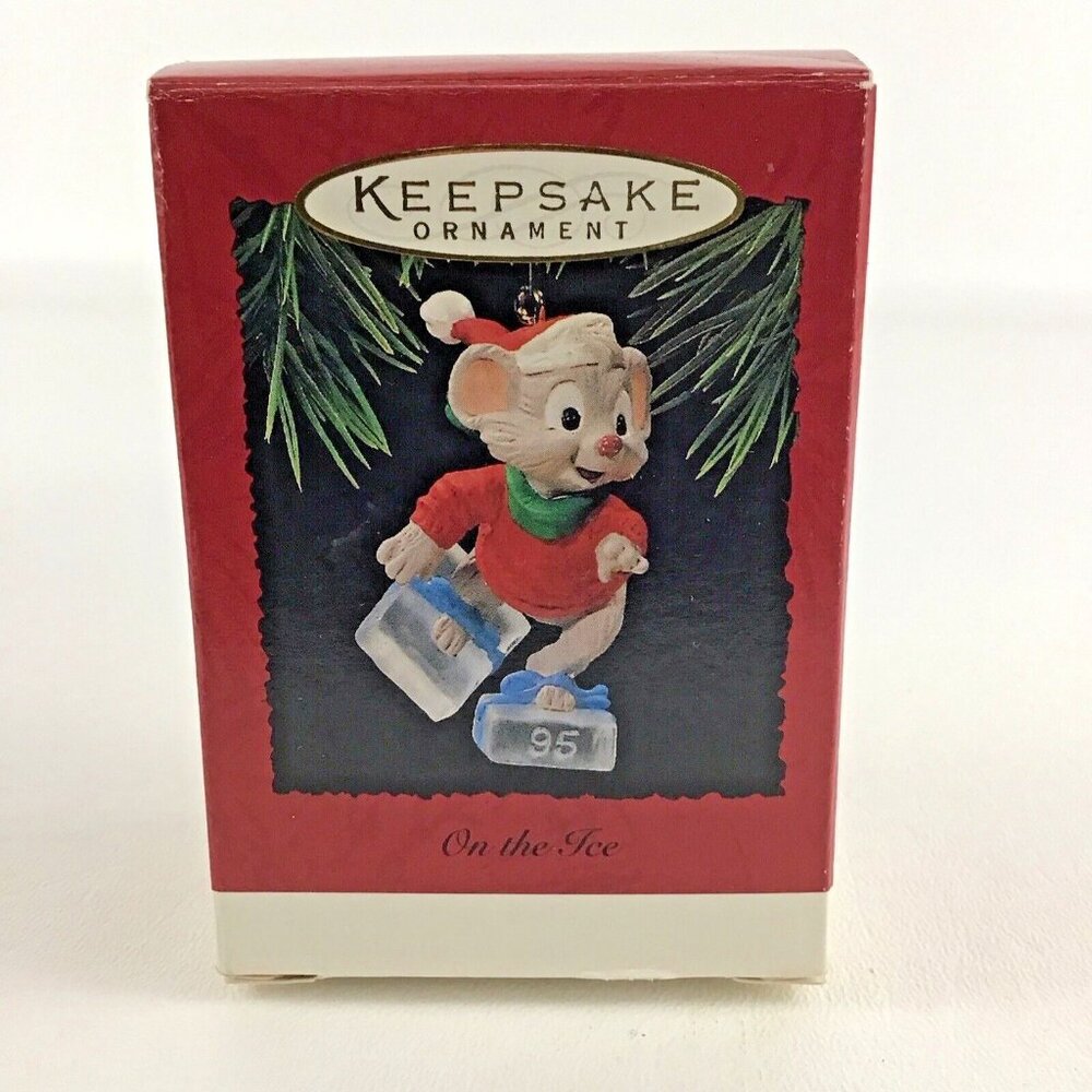 Hallmark Keepsake Christmas Ornament On The Ice 1995 Vintage Mouse Skater New